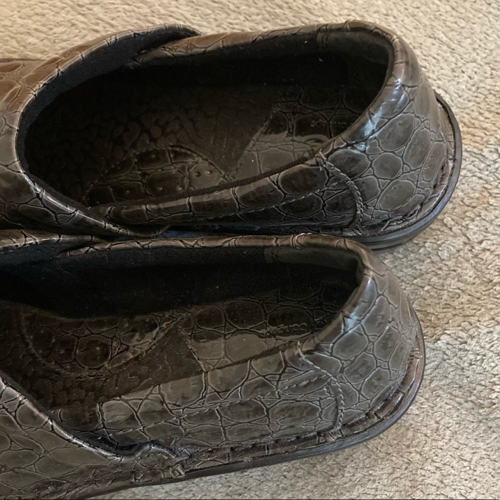 B. O. C. Black Pebbled Clogs - image 5